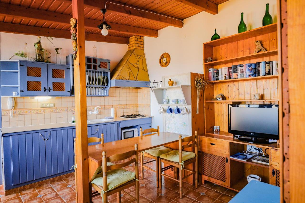 Casanaga Hotel Almaciga Eksteriør billede